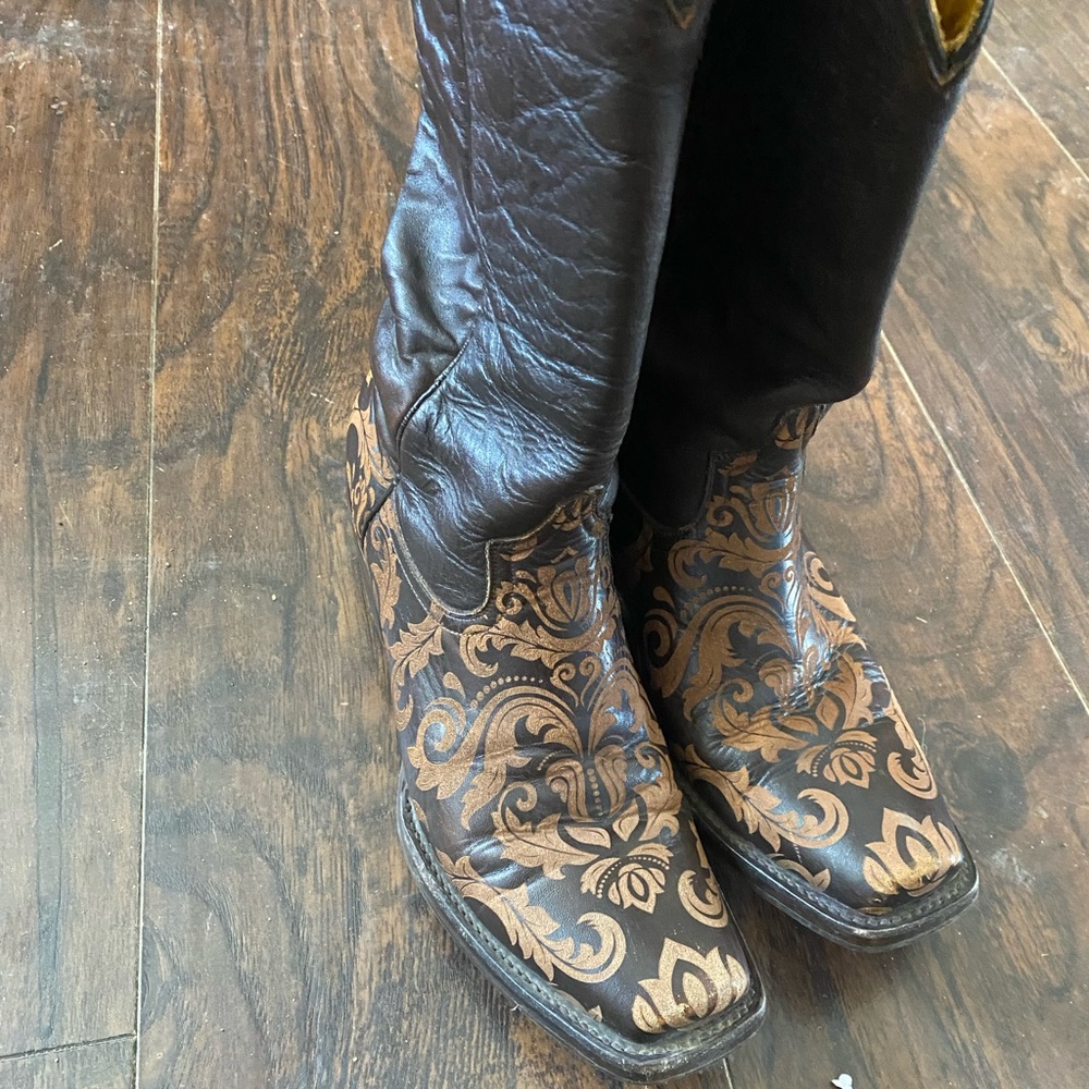 Tin haul 9.5 women’s boots discontinued style